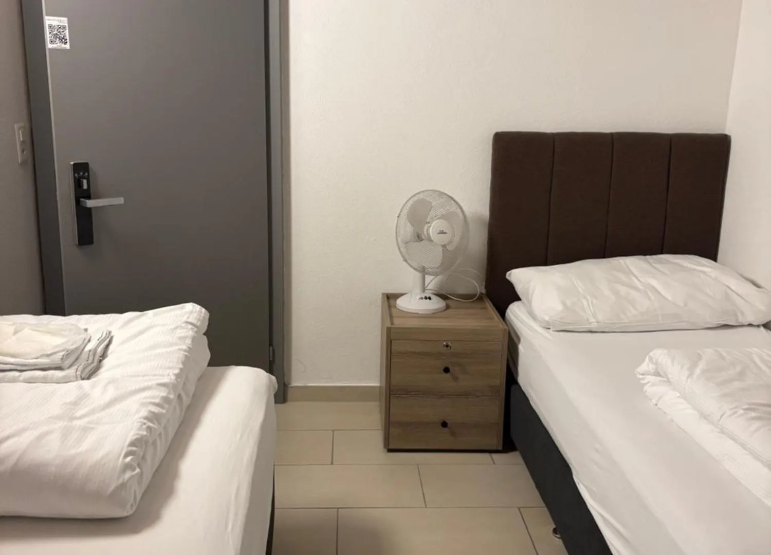 Nani City Hotel Zurich 2*,  Switzerland